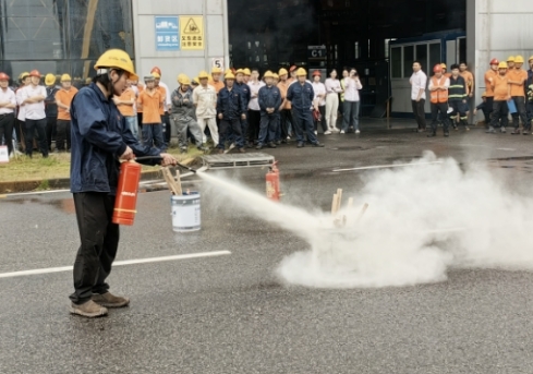 E kūkulu i ka palekana me nā drills! Mālama i ka hana me ka hana